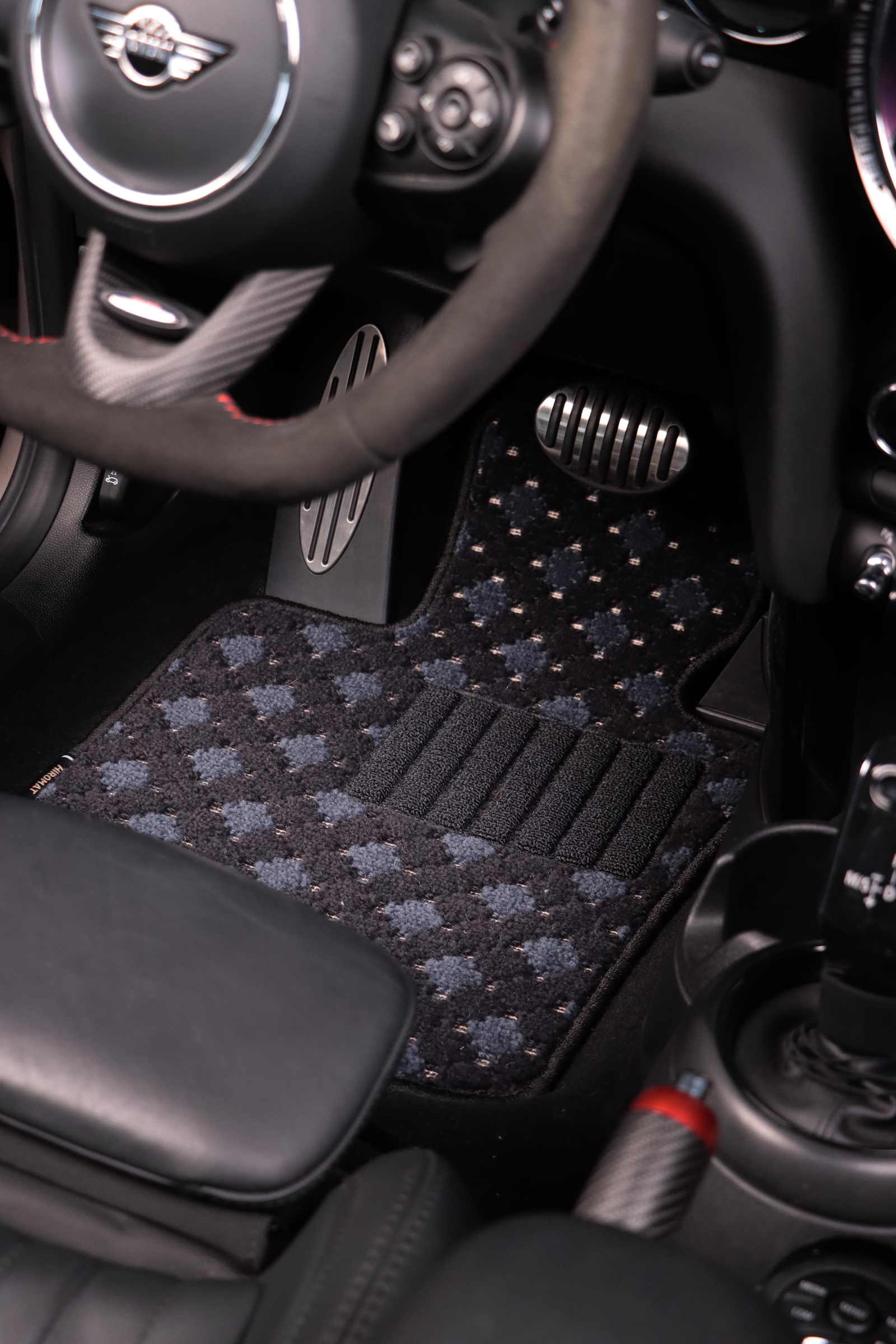 MINI F56 安装 HIROMAT 钻石羊毛系列实拍